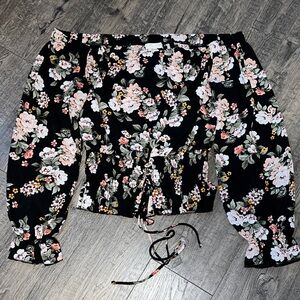Ultra Flirt Black Floral Blouse